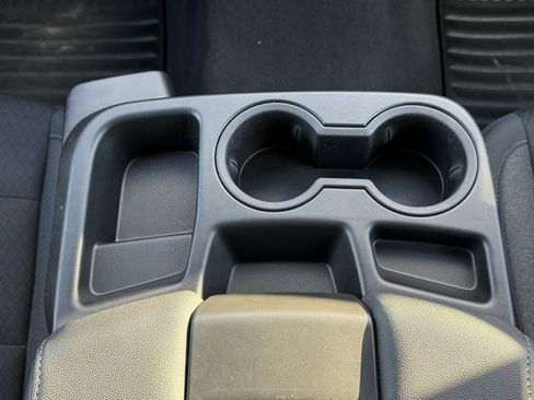 Used 2025 Chevrolet Silverado 3500 LT w/ Convenience Package image 22