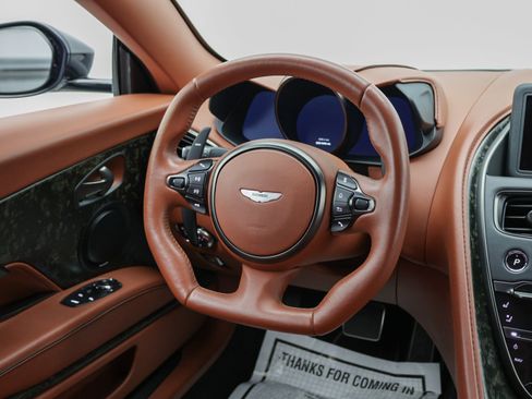 Used 2019 Aston Martin DBS Superleggera RWD image 23