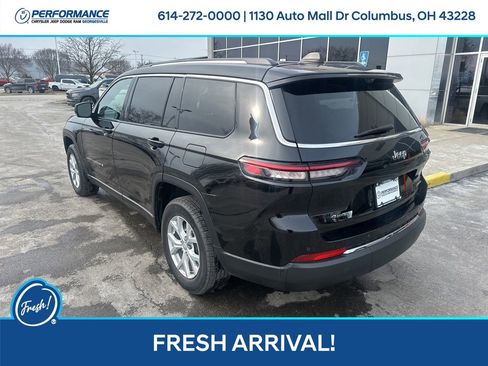 Used 2023 Jeep Grand Cherokee L Limited w/ Luxury Tech Group II image 6