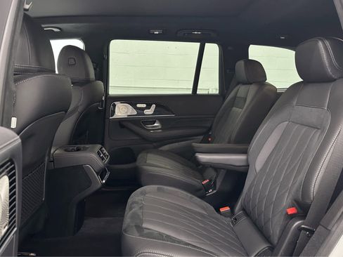 Used 2025 Mercedes-Benz GLS 63 AMG 4MATIC image 14