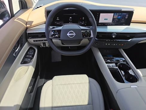 New 2026 Nissan Murano Platinum w/ Cargo Package AWD/4WD image 3