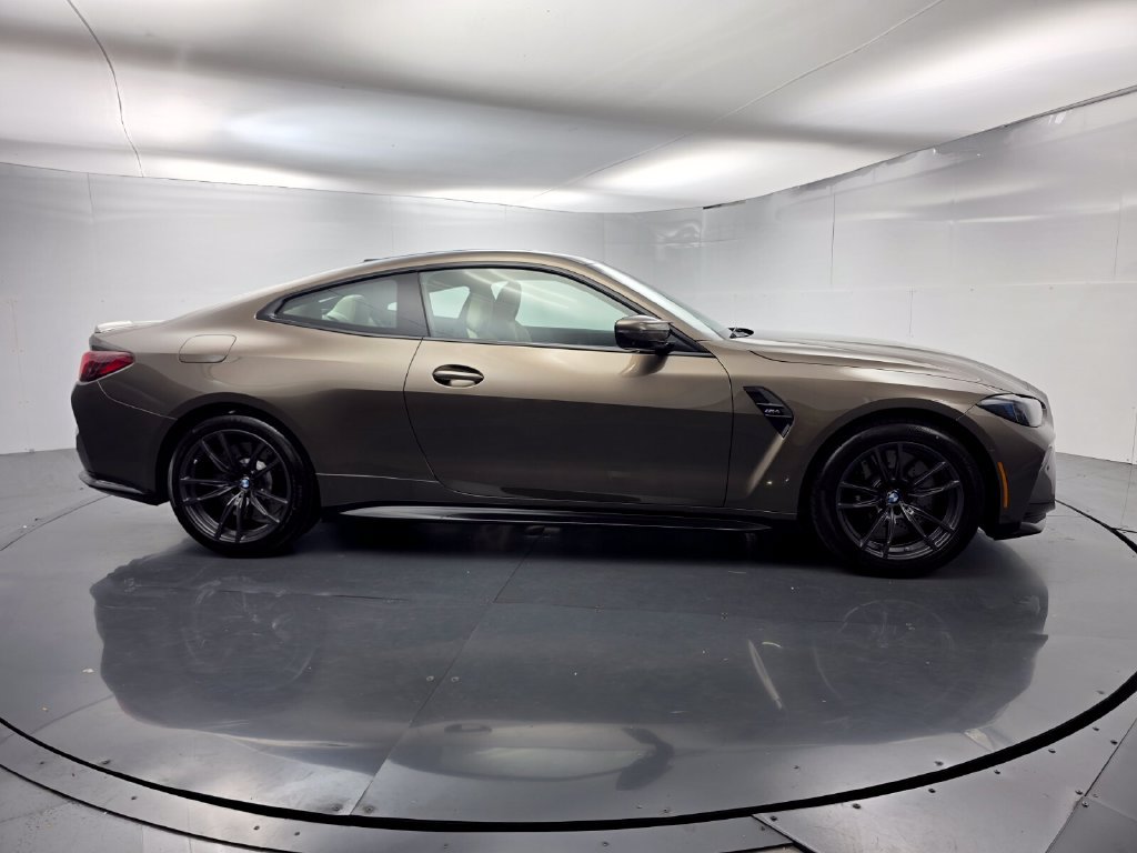 New 2027 BMW M4 Coupe w/ Executive Package RWD image 3