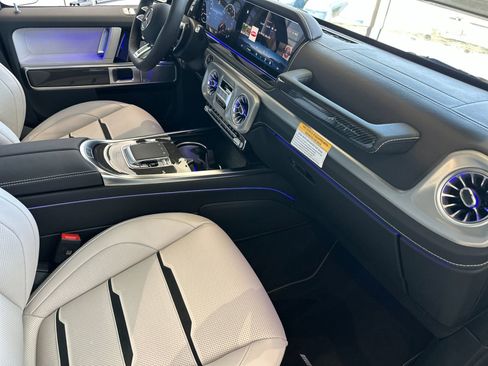 New 2026 Mercedes-Benz G 63 AMG 4MATIC image 16