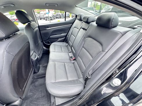 Used 2019 Hyundai Elantra Limited w/ Cargo Package FWD image 33