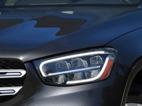 Used 2020 Mercedes-Benz GLC 300 image 3