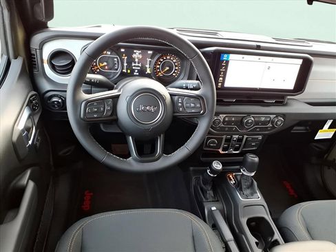 New 2026 Jeep Gladiator Sport AWD/4WD image 13