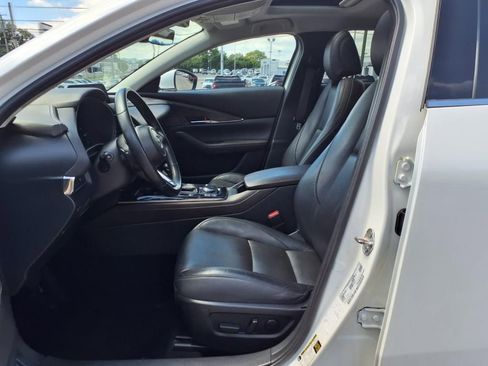 Used 2023 MAZDA CX-30 AWD 2.5 S w/ Premium Package image 17