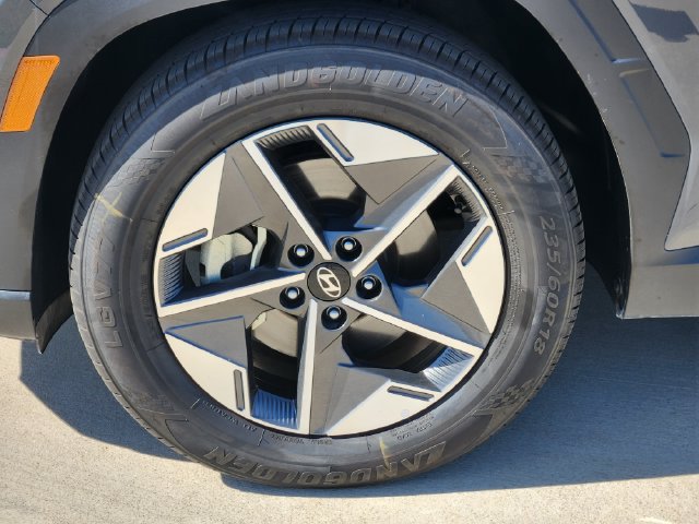Used 2025 Hyundai Tucson SEL FWD image 12