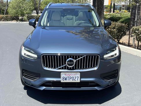 Used 2021 Volvo XC90 T5 Momentum AWD/4WD image 17