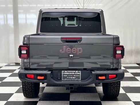 New 2025 Jeep Gladiator Mojave image 7