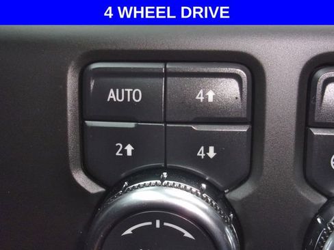 Used 2024 GMC Sierra 1500 Denali Ultimate image 13