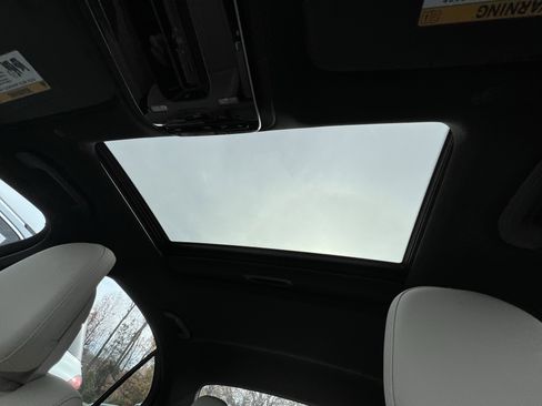 Used 2024 Mercedes-Benz C 300 4MATIC Sedan image 29