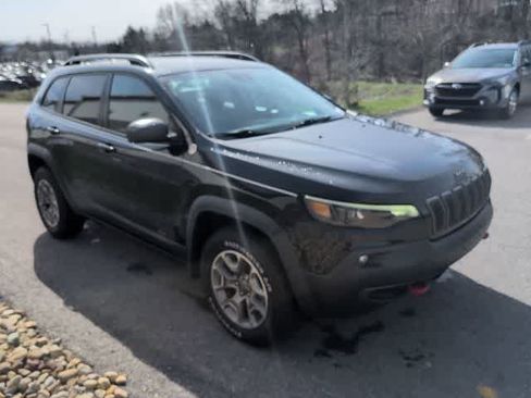 Used 2021 Jeep Cherokee Trailhawk w/ Technology Group image 7