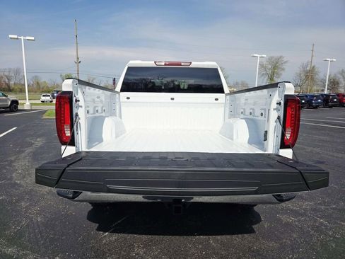 New 2026 GMC Sierra 1500 SLT w/ SLT Premium Package image 15