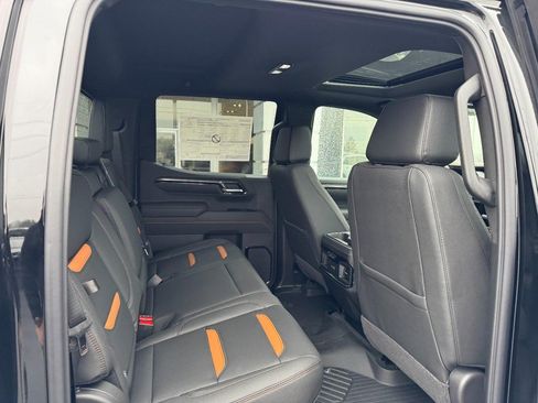 New 2026 GMC Sierra 1500 AT4 w/ AT4 Premium Package image 7