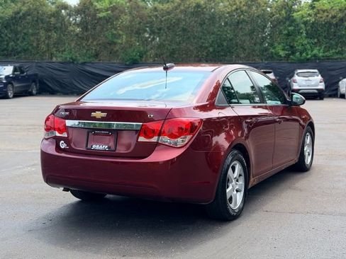 Used 2016 Chevrolet Cruze LT FWD image 3