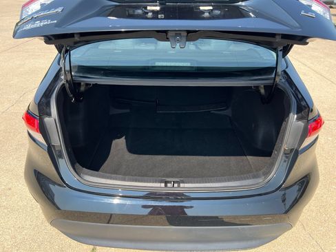 Used 2024 Toyota Corolla LE FWD image 27