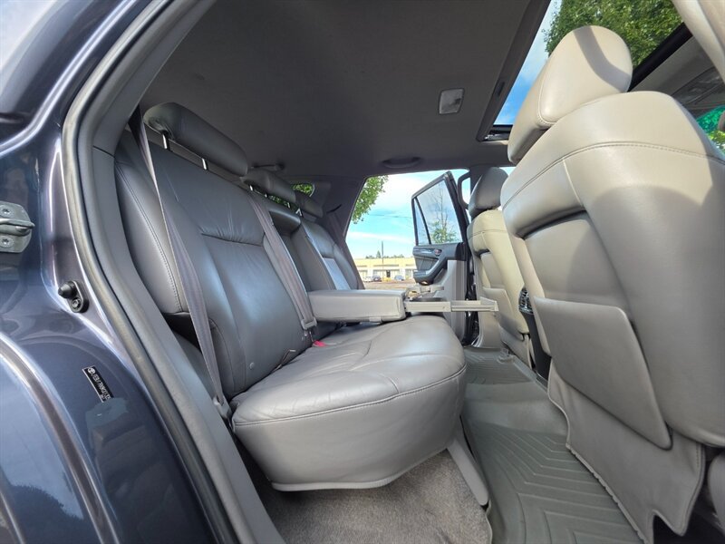Used 2008 Toyota 4Runner Limited w/ Limited Extra Value Pkg 1 AWD/4WD image 16