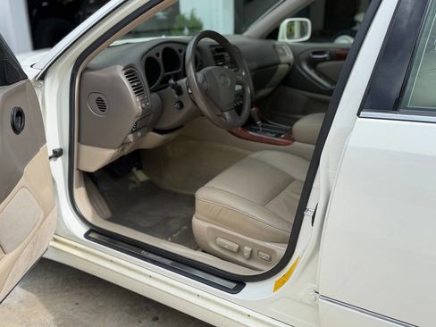 Used 1999 Lexus GS 400 RWD image 3