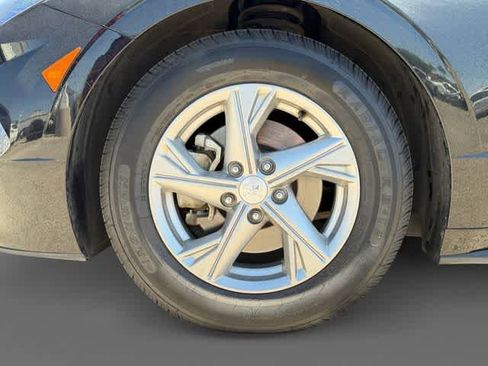 Used 2023 Hyundai Sonata SE w/ Cargo Package image 9