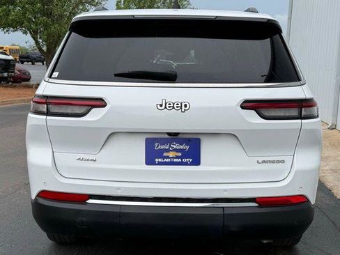 Used 2023 Jeep Grand Cherokee L Laredo image 16