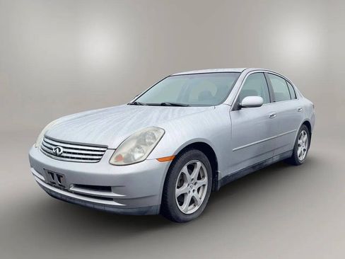 Used 2004 INFINITI G35 x Sedan AWD/4WD image 2