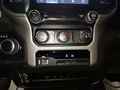 Used 2023 RAM 3500 Tradesman image 24