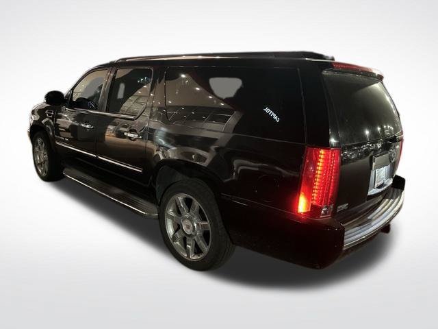 Used 2012 Cadillac Escalade ESV Luxury AWD/4WD image 9
