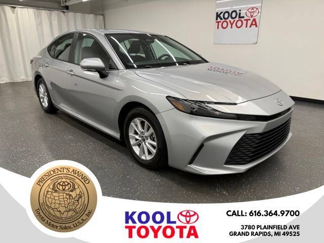 Certified 2025 Toyota Camry LE FWD image 1