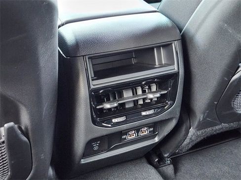 Certified 2025 Jeep Grand Cherokee Altitude image 29