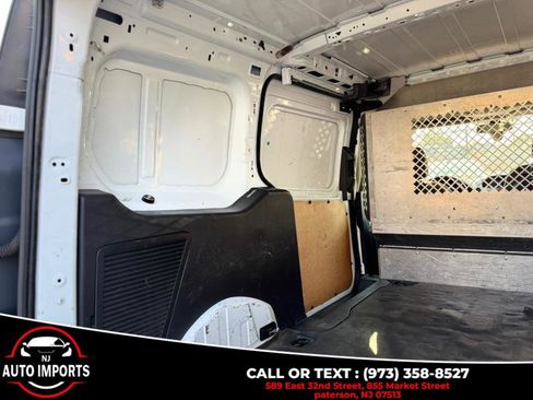 Used 2014 Ford Transit Connect XLT image 25