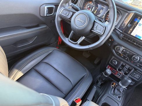 Used 2024 Jeep Wrangler Unlimited Rubicon 392 AWD/4WD image 15