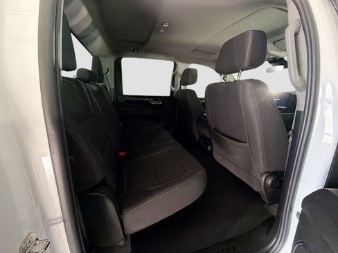 Used 2024 Chevrolet Silverado 2500 LT image 28