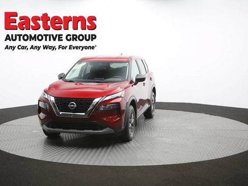 Used 2023 Nissan Rogue S AWD/4WD image 52