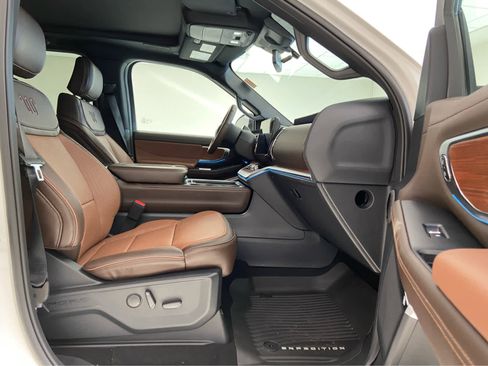 New 2025 Ford Expedition Max King Ranch image 20