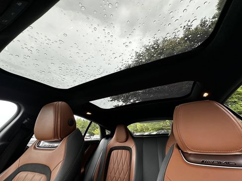 Used 2022 Mercedes-Benz AMG GT 43 image 33