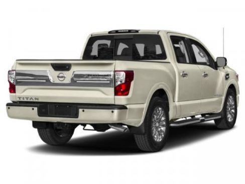 Used 2019 Nissan Titan Platinum Reserve image 5
