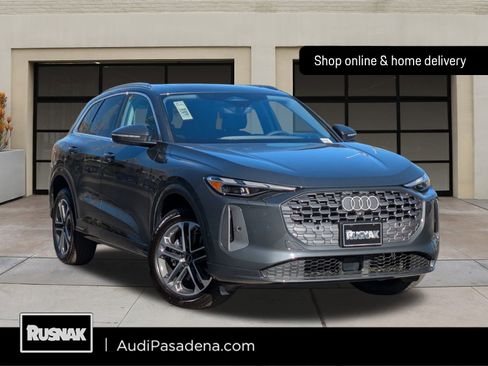 New 2025 Audi Q5 Premium image 1