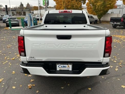 Used 2024 Chevrolet Colorado LT image 5