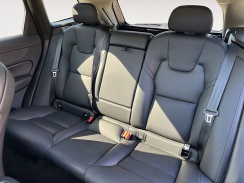 Used 2023 Volvo XC60 B5 Plus w/ Climate Package image 13
