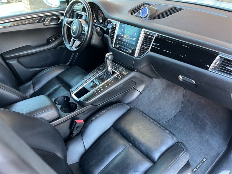 Used 2018 Porsche Macan S AWD/4WD image 7
