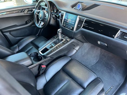Used 2018 Porsche Macan S AWD/4WD image 7