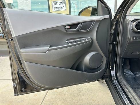 Used 2020 Hyundai Kona SEL FWD image 12