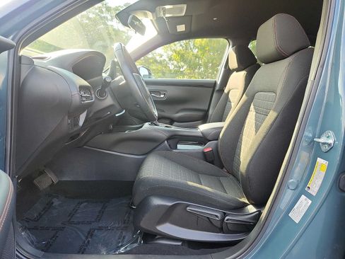 Certified 2025 Honda HR-V Sport image 12