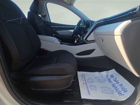 Used 2022 Hyundai Tucson SE image 13