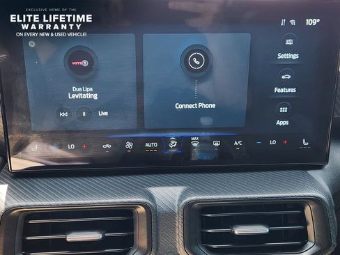 Used 2024 Ford Mustang Coupe RWD image 13