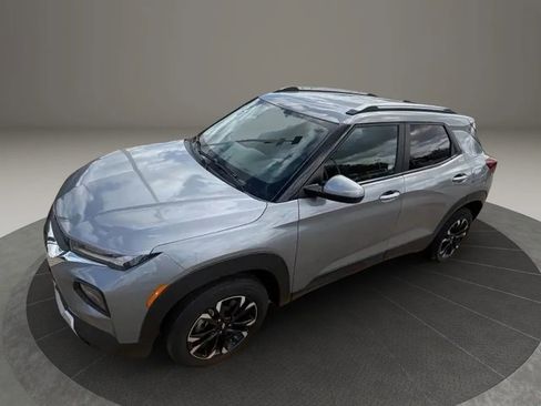 Used 2023 Chevrolet TrailBlazer LT FWD image 5