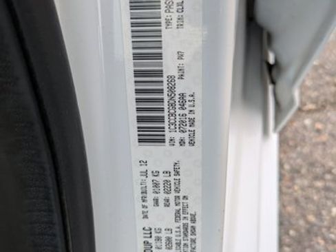 Used 2013 Chrysler 200 Limited FWD image 23