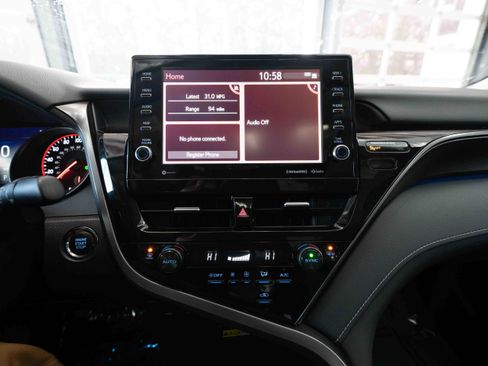 Used 2023 Toyota Camry XSE image 17