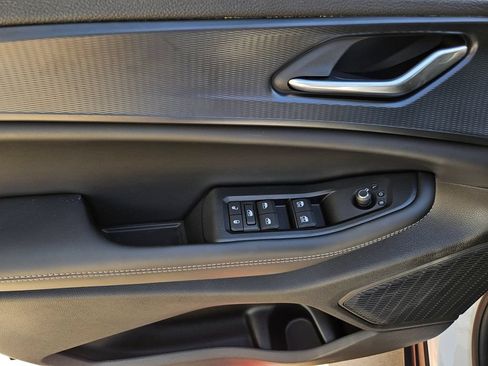 New 2026 Jeep Grand Cherokee L 2WD image 17